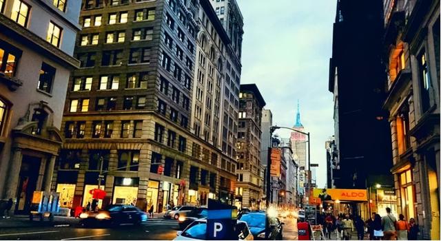 ��ν�Q�ǻ۳��н��O(sh��)�еĆ�(w��n)�}