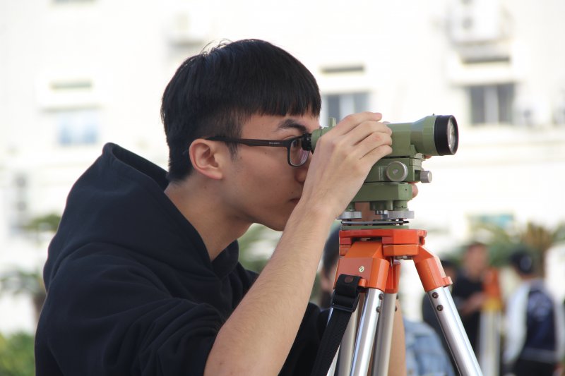 �y�L���̼��g(sh��)���I(y��)